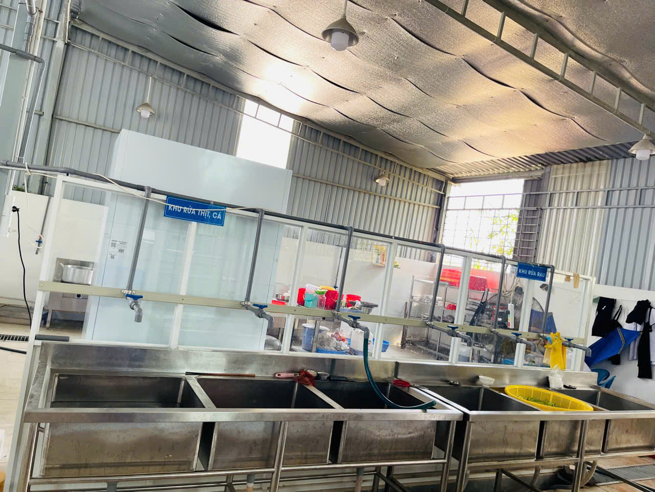 Kiểm soát chất lượng và an toàn vệ sinh thực phẩm